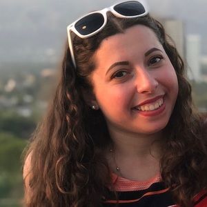 Meet your Posher, Noemi